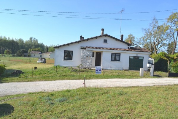 Maison à vendre située à 1,1 km du centre ville de Casteljaloux